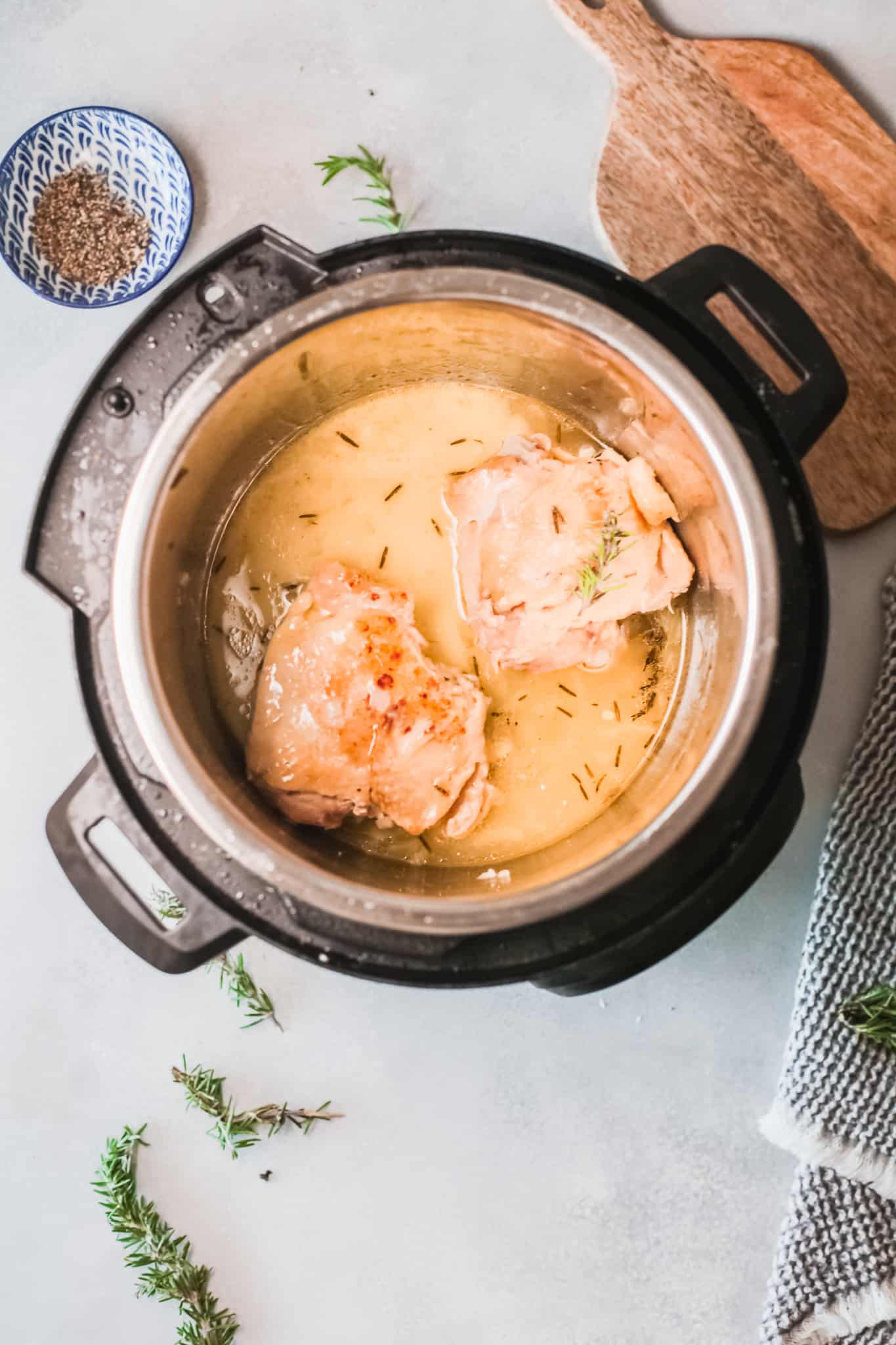 top down view of the rosemary chicken thighs recipe inside the instant pot
