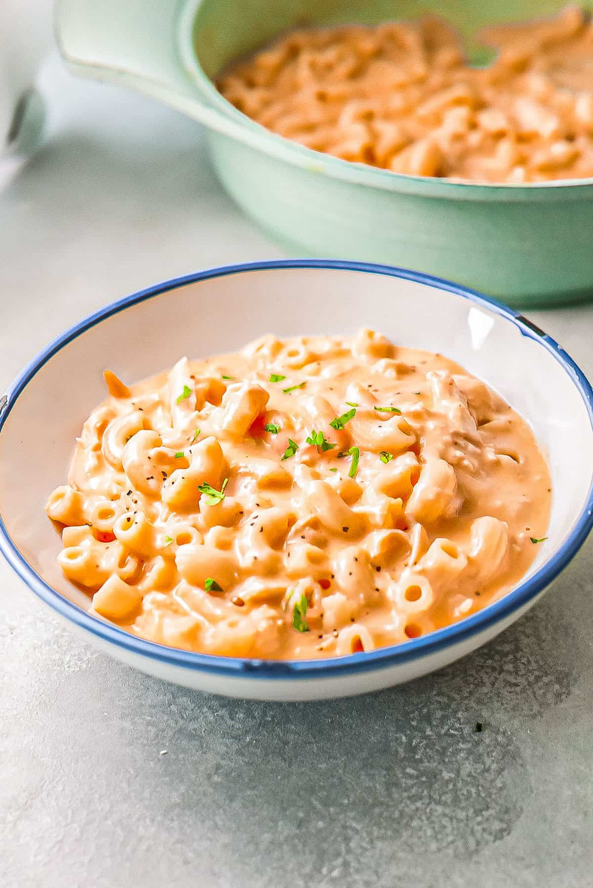 the completed buffalo chicken mac and cheese recipe