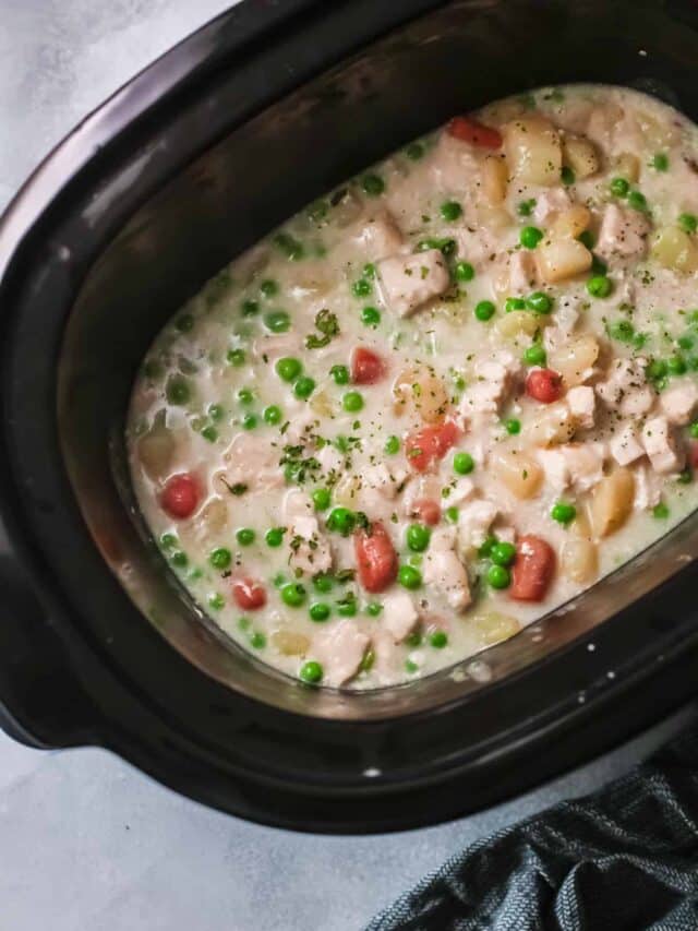 top down view of the crockpot chicken pot pie inside the slow coojer