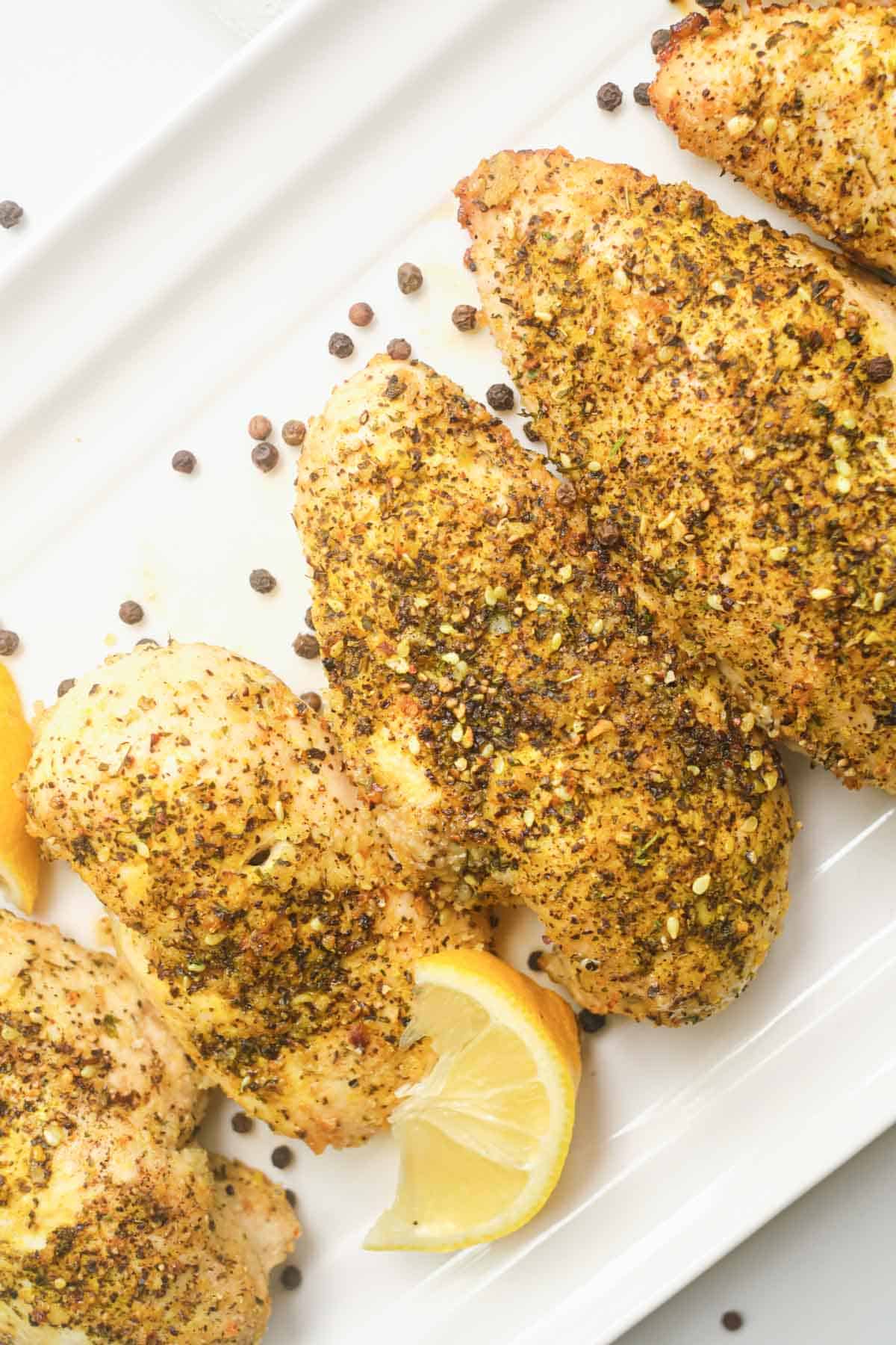 close up view of the finished lemon pepper chicken recipe