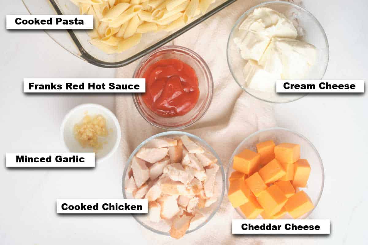 the ingredients needed to make buffalo chicken pasta bake