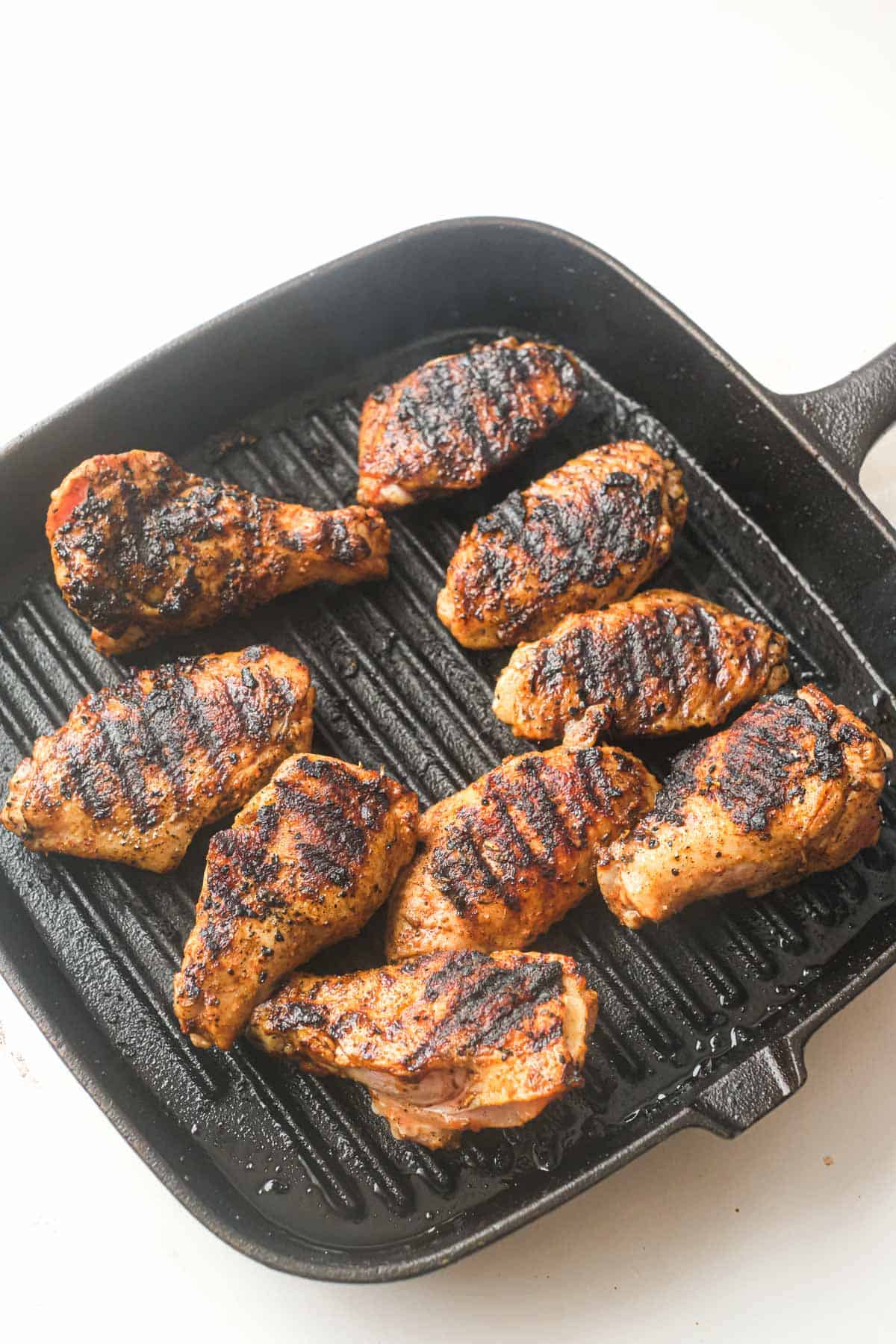 grilled chicken wings in the grill pan